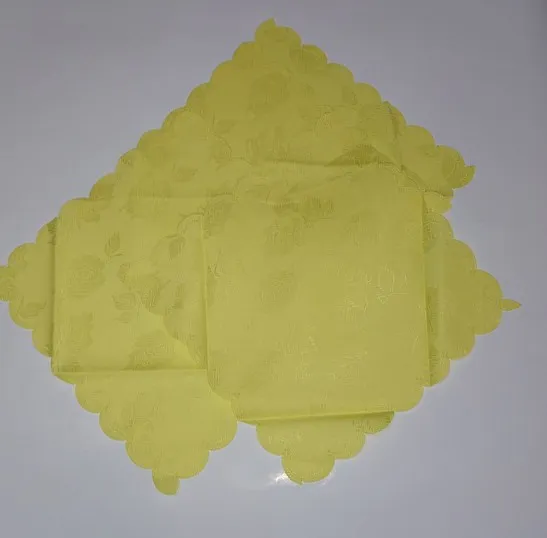 Obrus plamoodporny serwetki 30x30 kpl 4 szt. jednobarwny żółty różne wzory niska cena