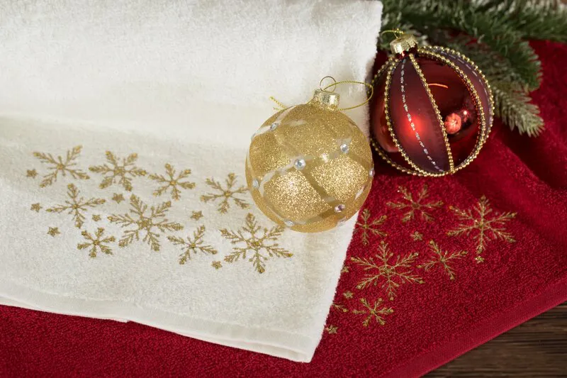 Ręcznik Santa 50x90 biały złoty gwiazdki  świąteczny 16 450 g/m2 Eurofirany