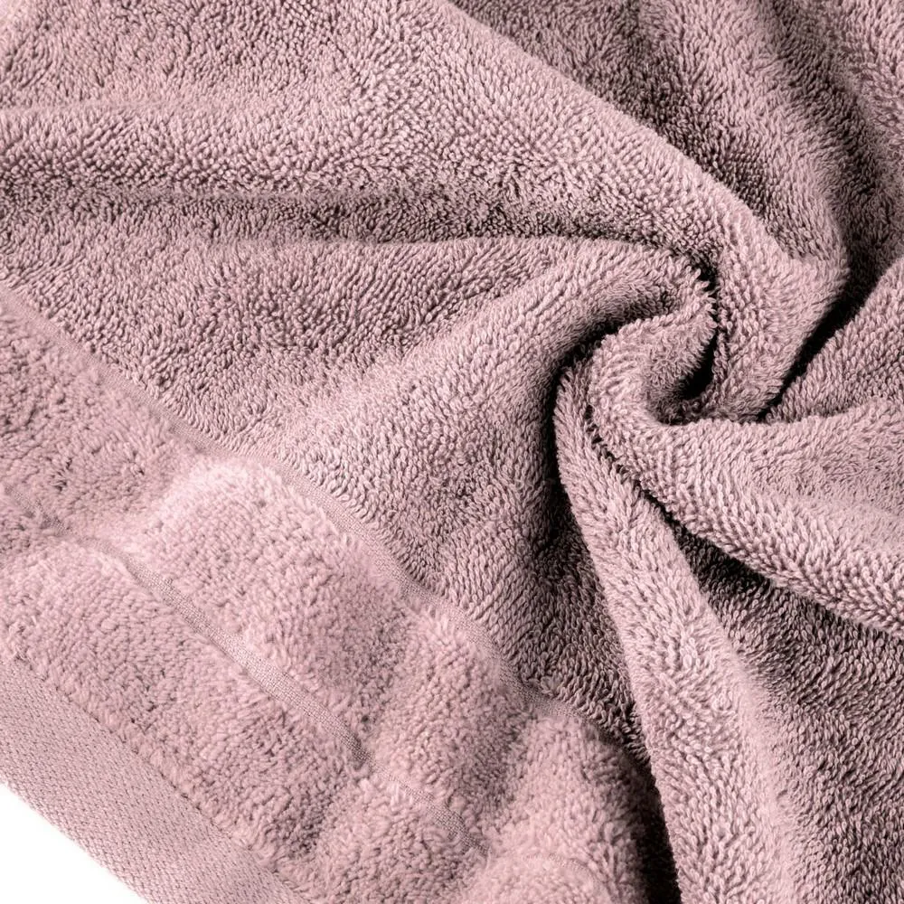 Ręcznik Damla 70x140 liliowy ciemny 500g/m2 Eurofirany