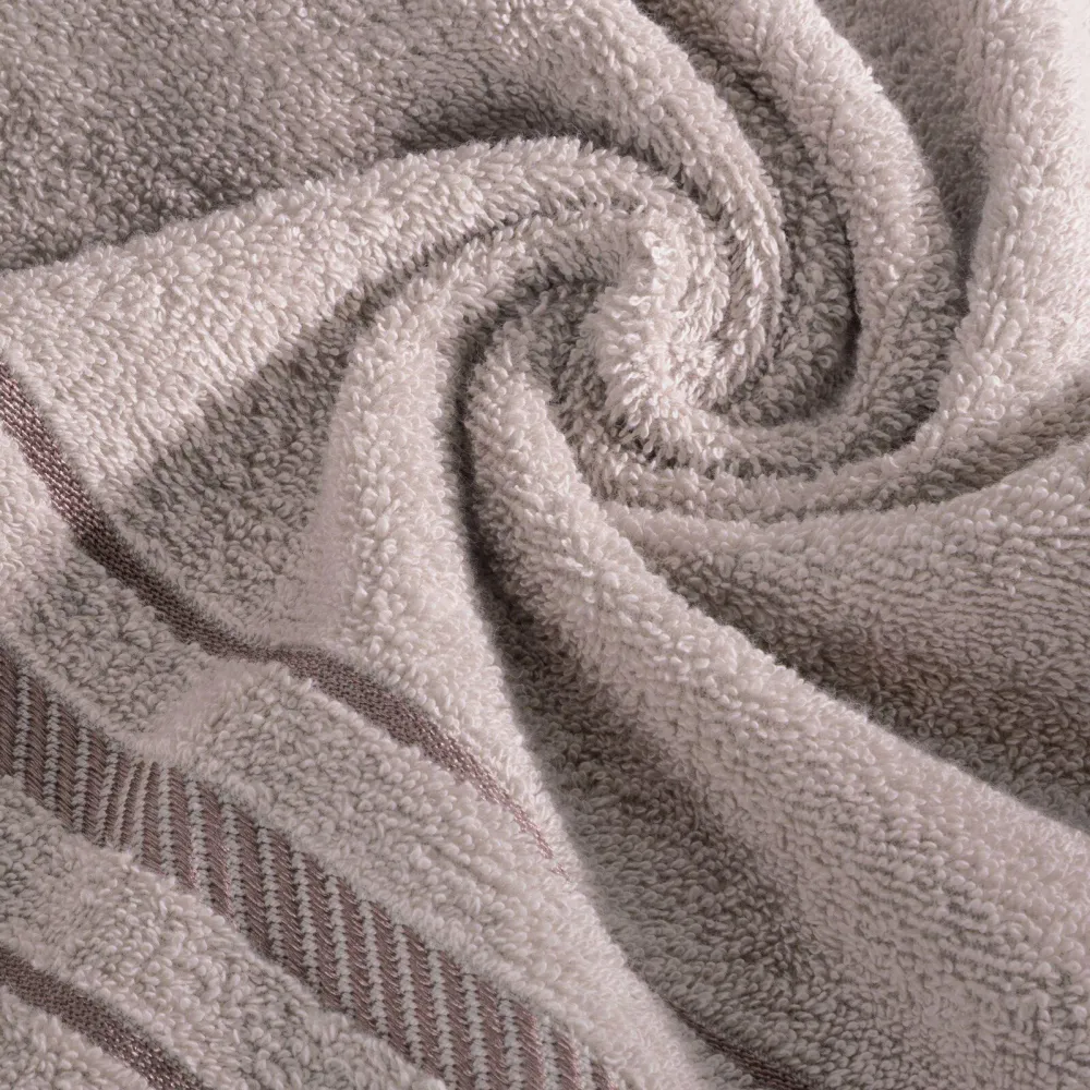 Ręcznik Koral 50x90 pudrowy różowy        frotte 480g/m2 Eurofirany