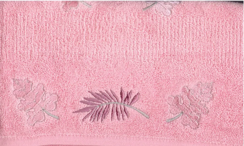 Wzór haftu na ręczniku Mesze różowym