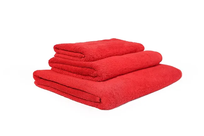 Ręcznik Basic 70x130 czerwony high risk red frotte 520 g/m2 Nefretete