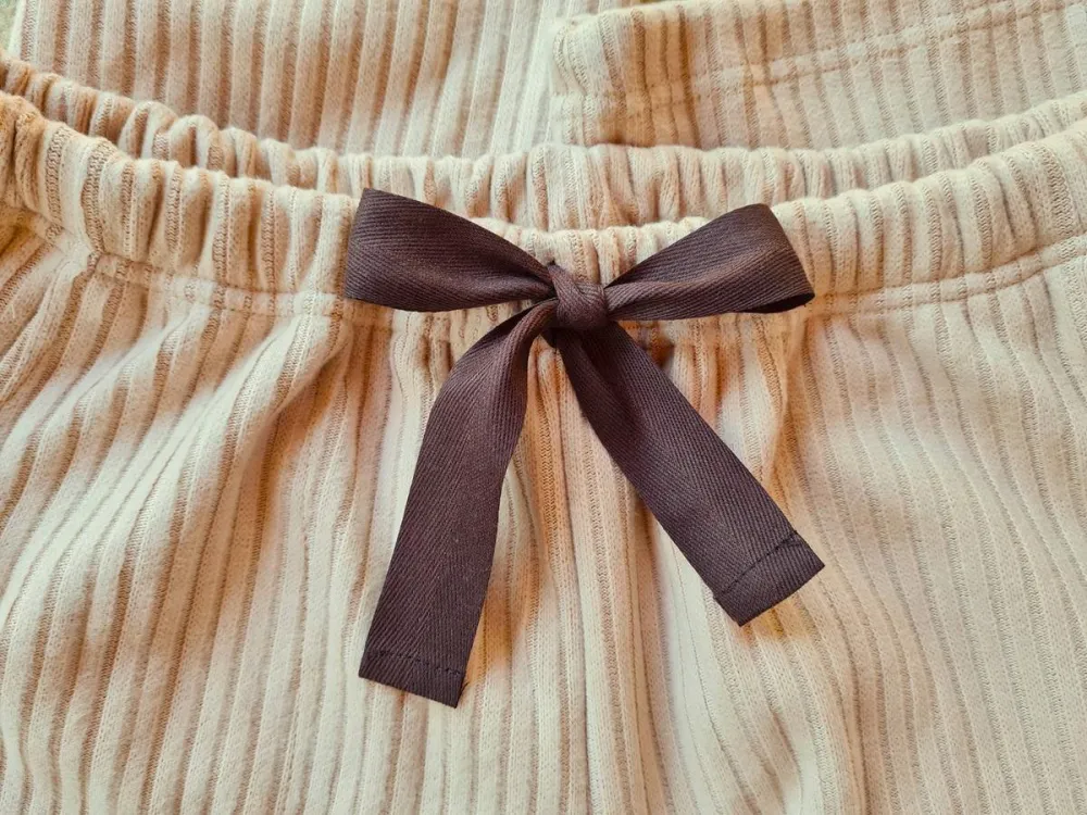 Piżama damska długa 629 beżowa prążki     typu sweterek rozmiar: XXL