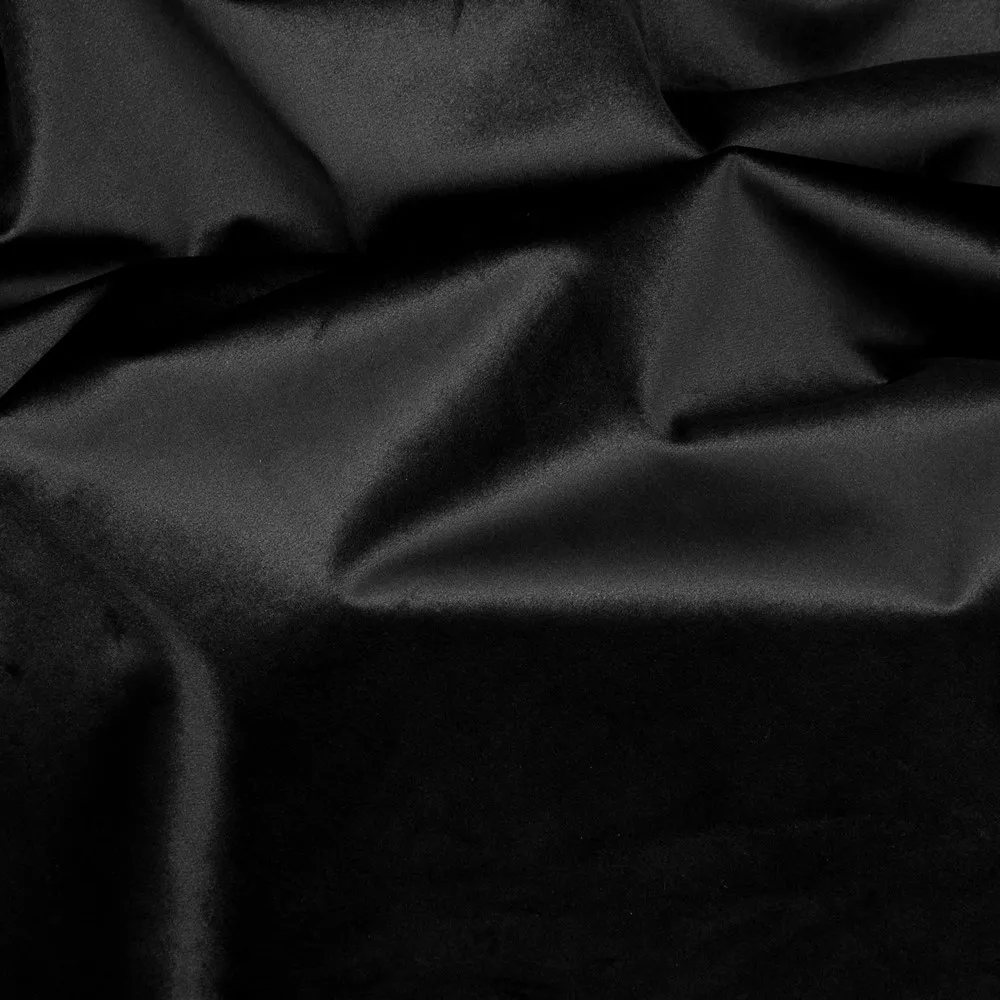 Zasłona 140x270 Sibel czarna welwetowa gotowa na taśmie Pierre Cardin
