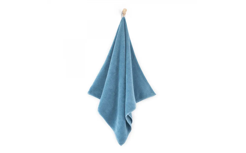 Ręcznik Liczi 2 70x140 niebieski niagara  400 g/m2 Zwoltex 23