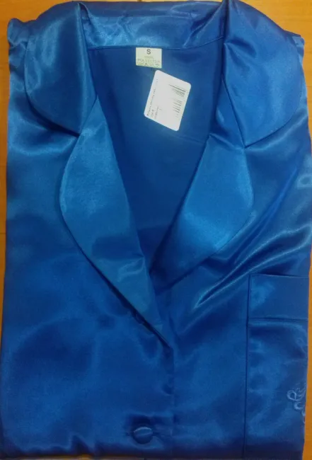 Piżama damska satynowa krótka 110 S szafirowa 