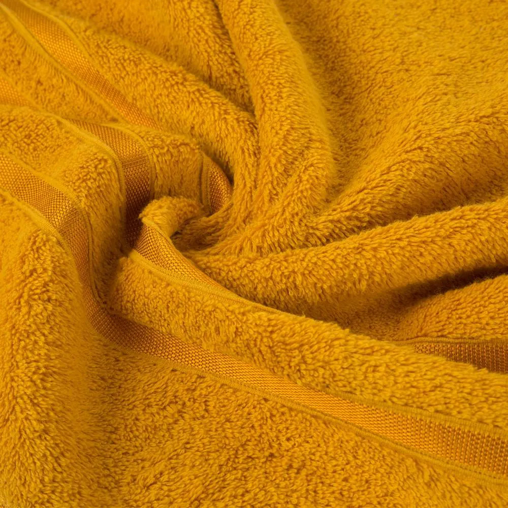 Ręcznik Madi 70x140  musztardowy 500g/m2 frotte Eurofirany