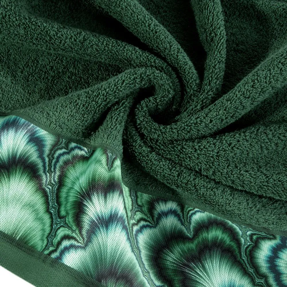 Ręcznik Estela 70x140 550g/m2 ciemny zielony Eurofirany