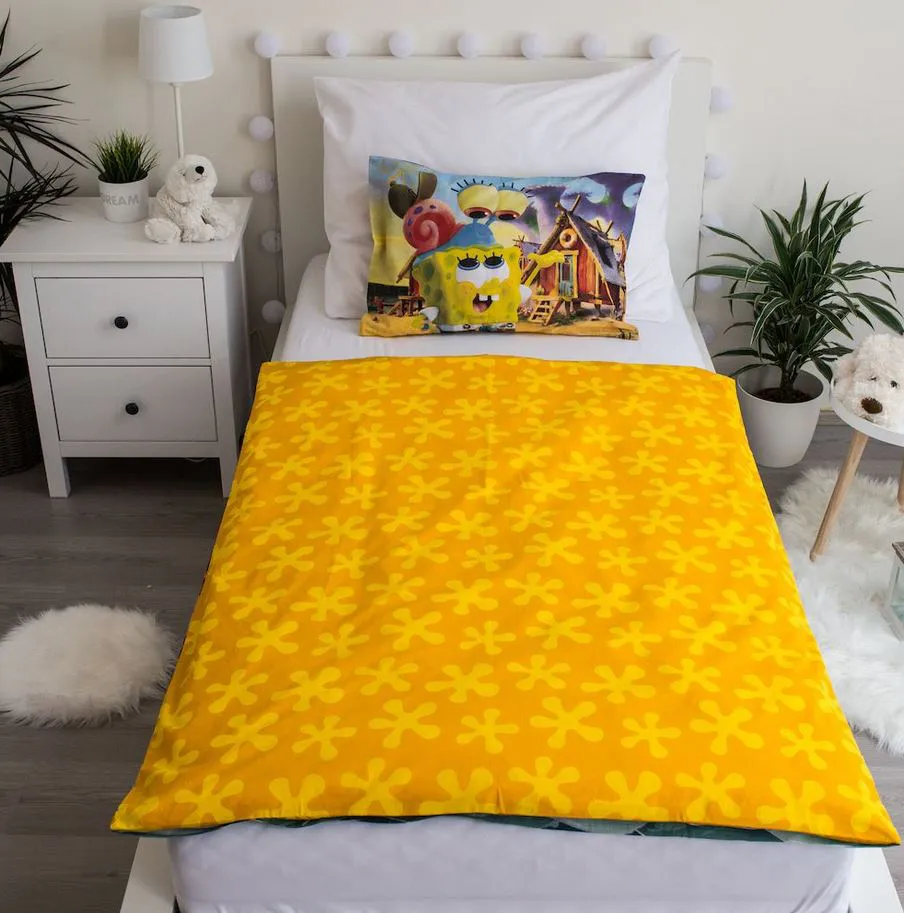 Pościel bawełniana 100x135 SpongeBob ognisko 6311 poszewka 40x60 żółta kolorowa Kanciastoporty Patryk Rozgwiazda Skalmar gąbka dziecięca do łóżeczka