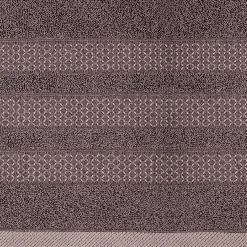 Ręcznik 70x140 Nastia grafitowy z żakardową bordiurą w pasy w stylu eko frotte 500 g/m2 Eurofirany
