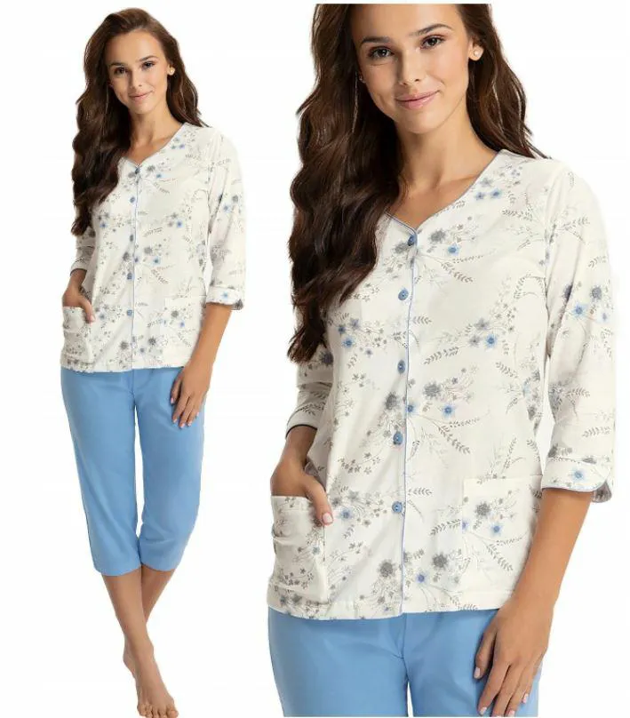 Piżama damska 638 niebieska kwiatowa 4XL rękaw 3/4 spodnie 3/4 rozpinana bawełniana