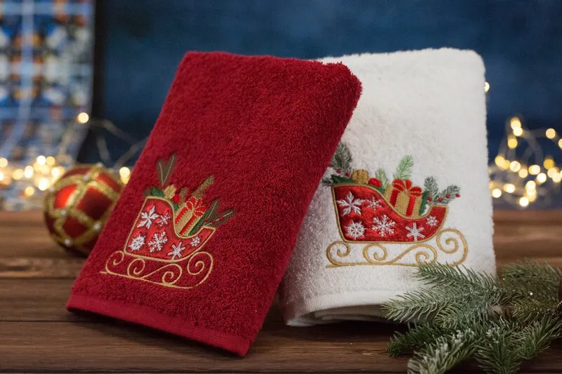 Ręcznik Santa 70x140 czerwony czerwone  sanie świąteczny 24 450 g/m2 Eurofirany