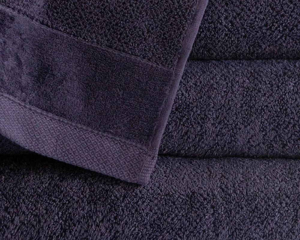 Ręcznik Vito 100x150 śliwkowy frotte bawełniany 550 g/m2