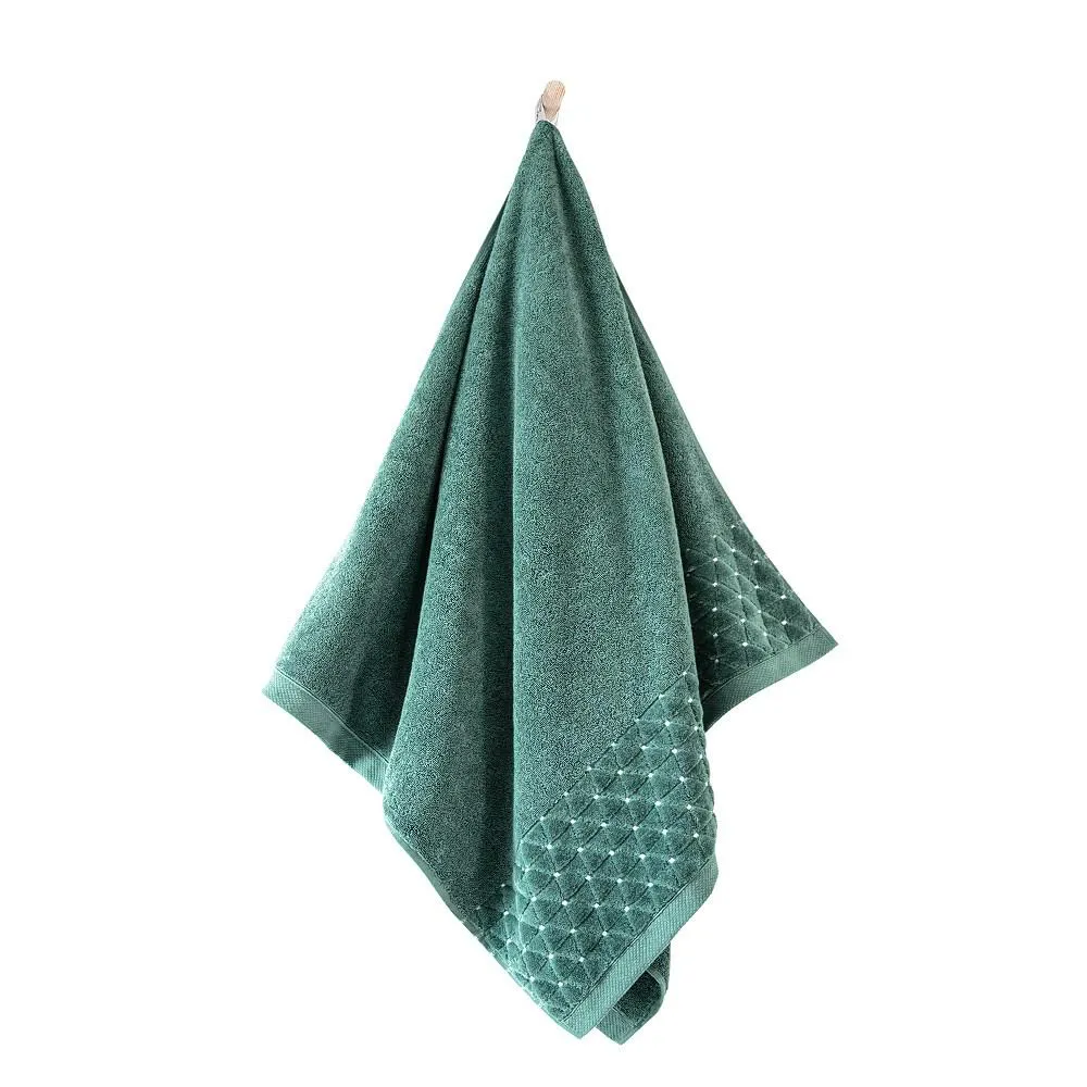 Ręcznik Oscar AB 30x50 zielony bukszpan frotte 500 g/m2 Zwoltex