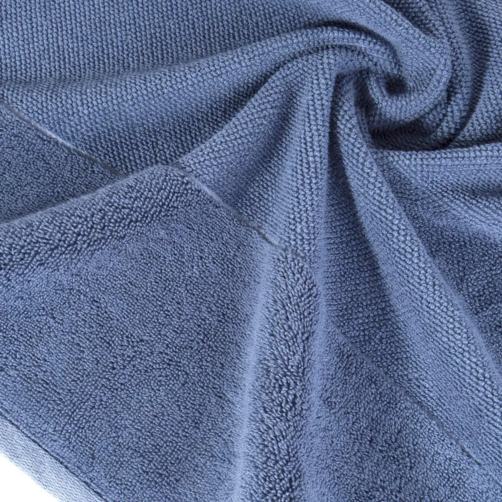 Ręcznik Lucy 70x140 niebieski 500g/m2 Eurofirany