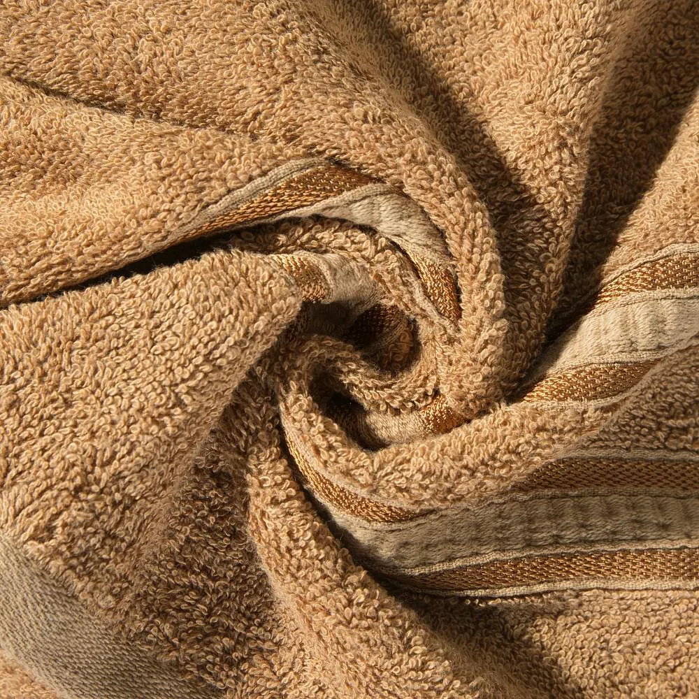 Ręcznik Mila 70x140 brązowy jasny bambusowy 500g/m2 Eurofirany