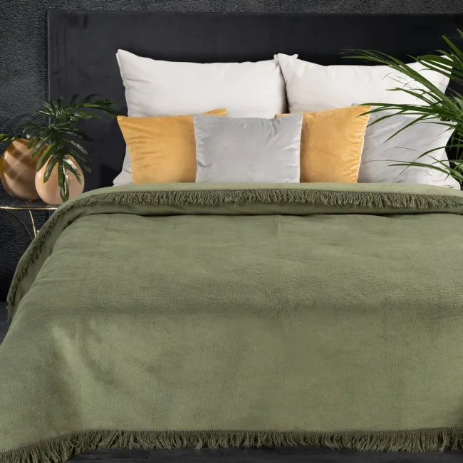 Koc bawełniany akrylowy 220x240 Akryl 7 oliwkowy jednobarwny z frędzlami Premium narzuta na łóżko Eurofirany