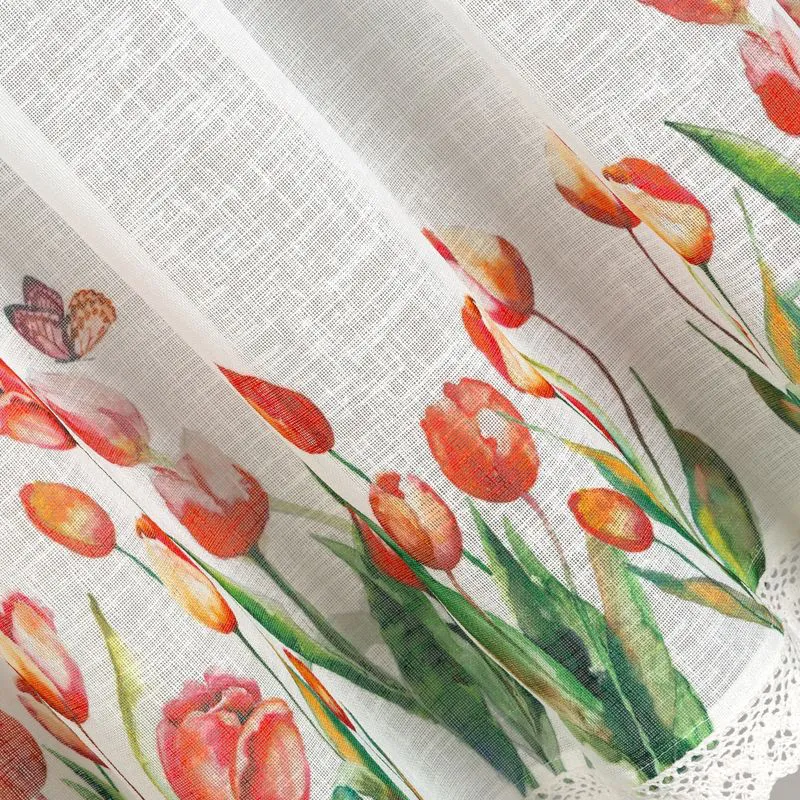 Zazdroska 60x150 Stella biała czerwona gotowa na tunel wzór kwiatowy tulipany z matowej tkaniny z koronką Eurofirany