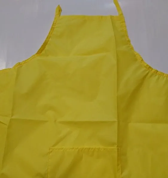 Fartuch kuchenny impregnowany 75x62 z kieszonką żółty ortalion wodoodporny