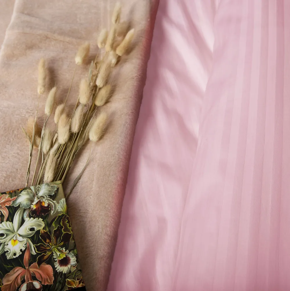 Pościel satynowa 140x200 różowa pasy jednobarwna Cizgili adamaszkowa