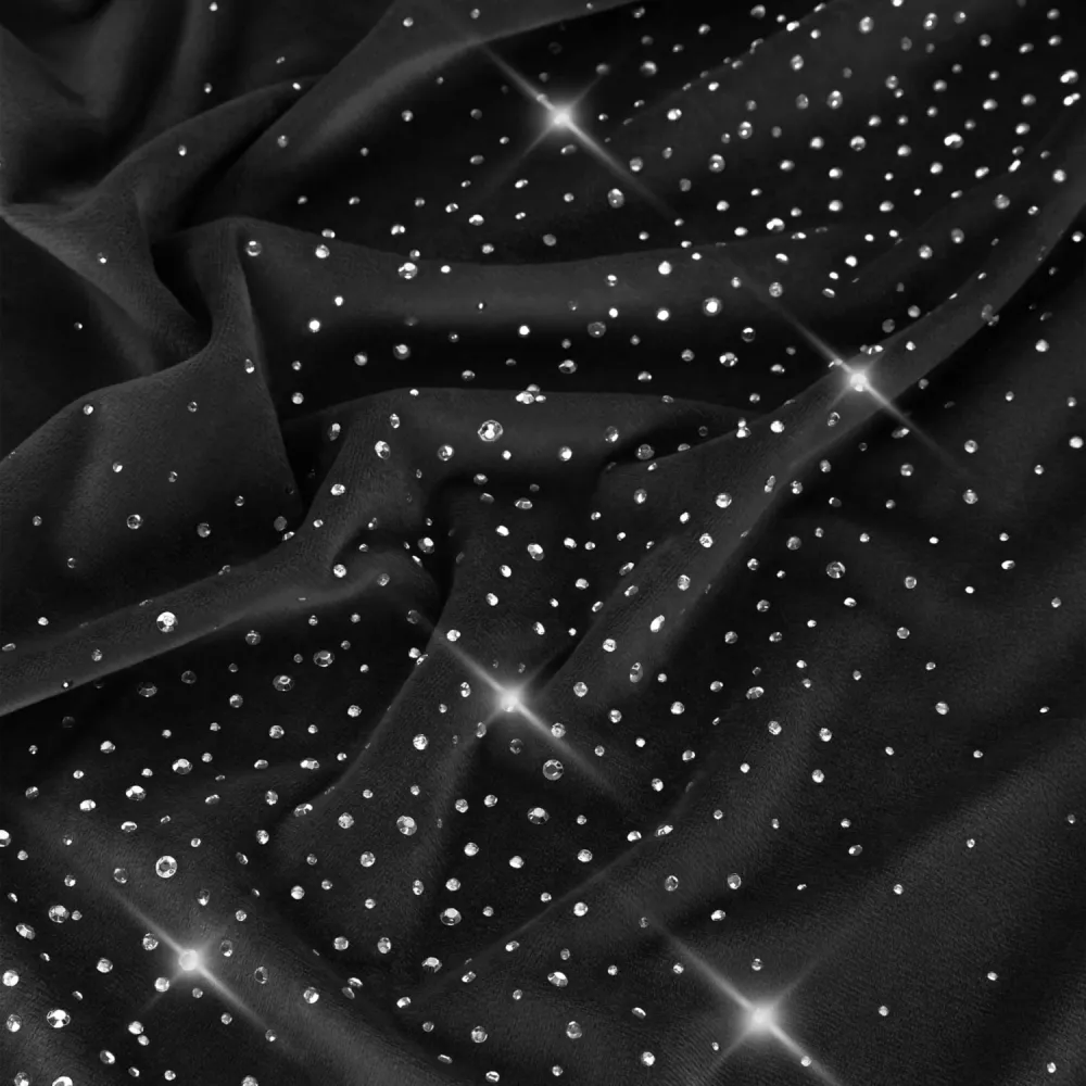 Obrus dekoracyjny 140x180 Shiny czarny  welurowy z kryształkami