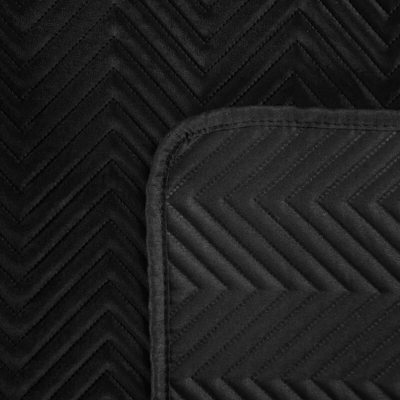 Narzuta dekoracyjna na fotel 70x160 Sofia czarna welurowa Eurofirany