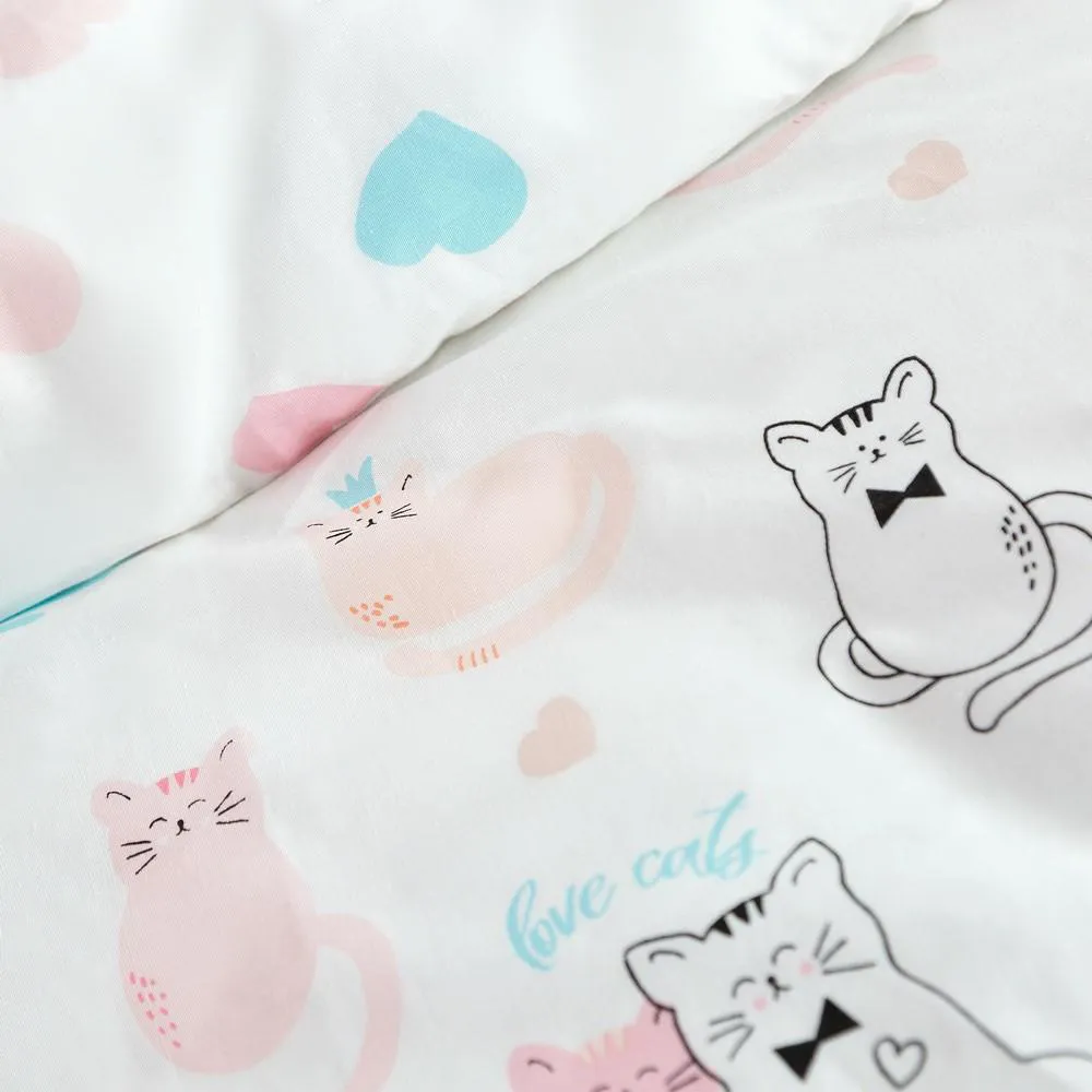 Pościel bawełniana 140x200 Kotki koty kot koteczki love cats biała niebieska różowa łososiowa Kitty młodzieżowa
