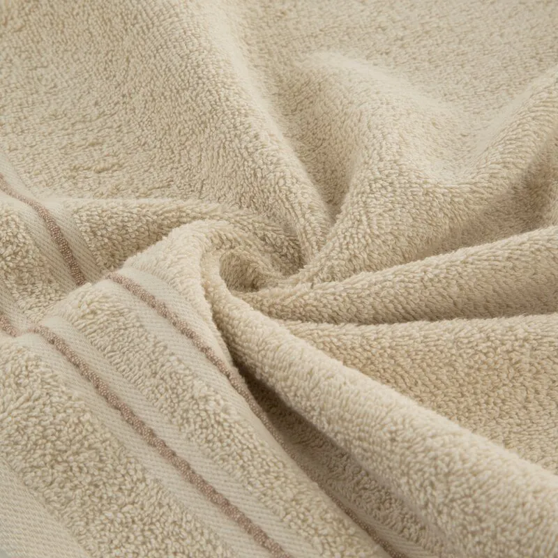 Ręcznik Emina 50x90 beżowy zdobiony  stebnowaną bordiurą 500 g/m2 Eurofirany