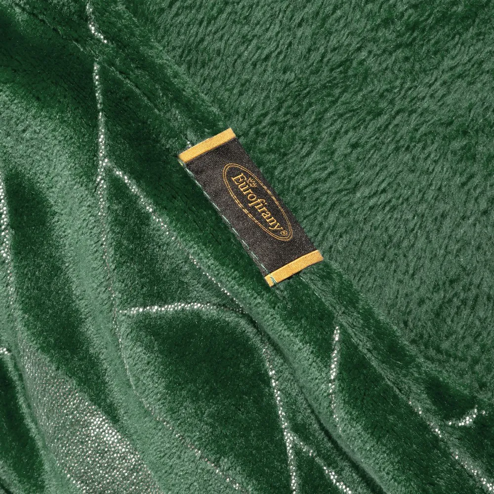 Koc narzuta z mikrofibry 150x200 Ginko 4 zielony ciemny zdobiony srebrnym wzorem geometrycznym Eurofirany