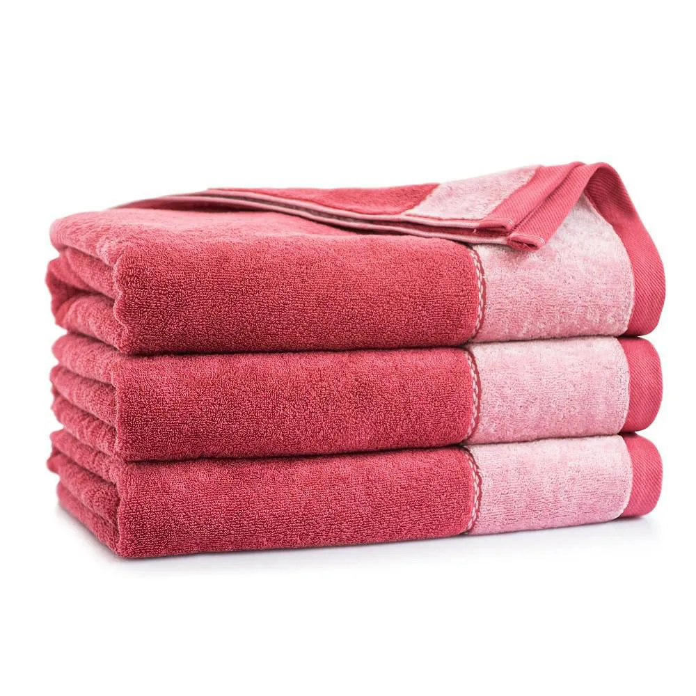Ręcznik Megan 70x140 karnelian różowy  frotte 550 g/m2 Zwoltex 23