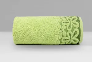 Ręcznik Bella 30x50 pistacjowy 450 g/m2 frotte Greno