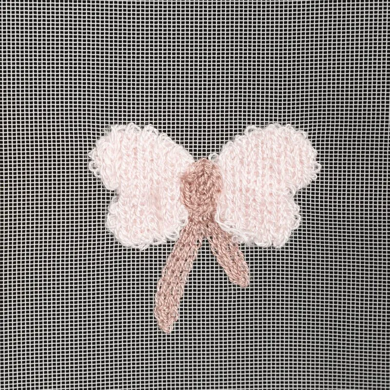 Firana 140x250 Wendy biała z różową       aplikacją motyle dla dzieci gotowa na przelotkach Eurofirany