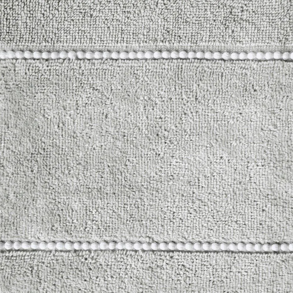 Ręcznik Mari 70x140 stalowy z welurową bordiurą 500g/m2 Eurofirany