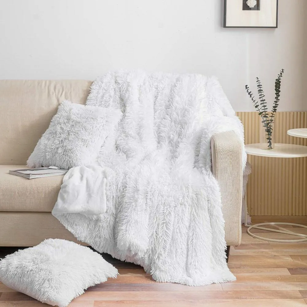 Koc narzuta 150x200 Yeti włochacz biały futrzak na łóżko