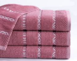 Ręcznik Gino 70x140 różowy 104 550g/m2 frotte