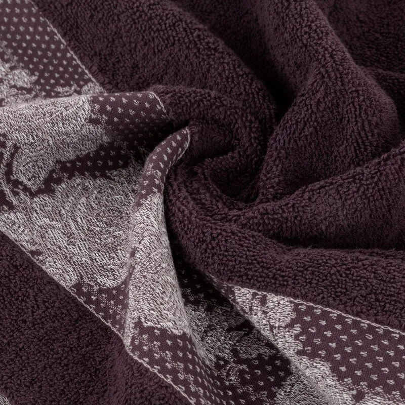 Ręcznik Isabel 50x90 fioletowy ciemny  frotte 485 g/m2 Eurofirany