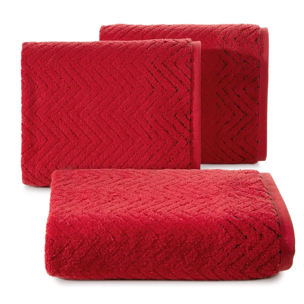 Ręcznik Indila 70x140 czerwony 550g/m2 frotte geometryczny wzór Eurofirany