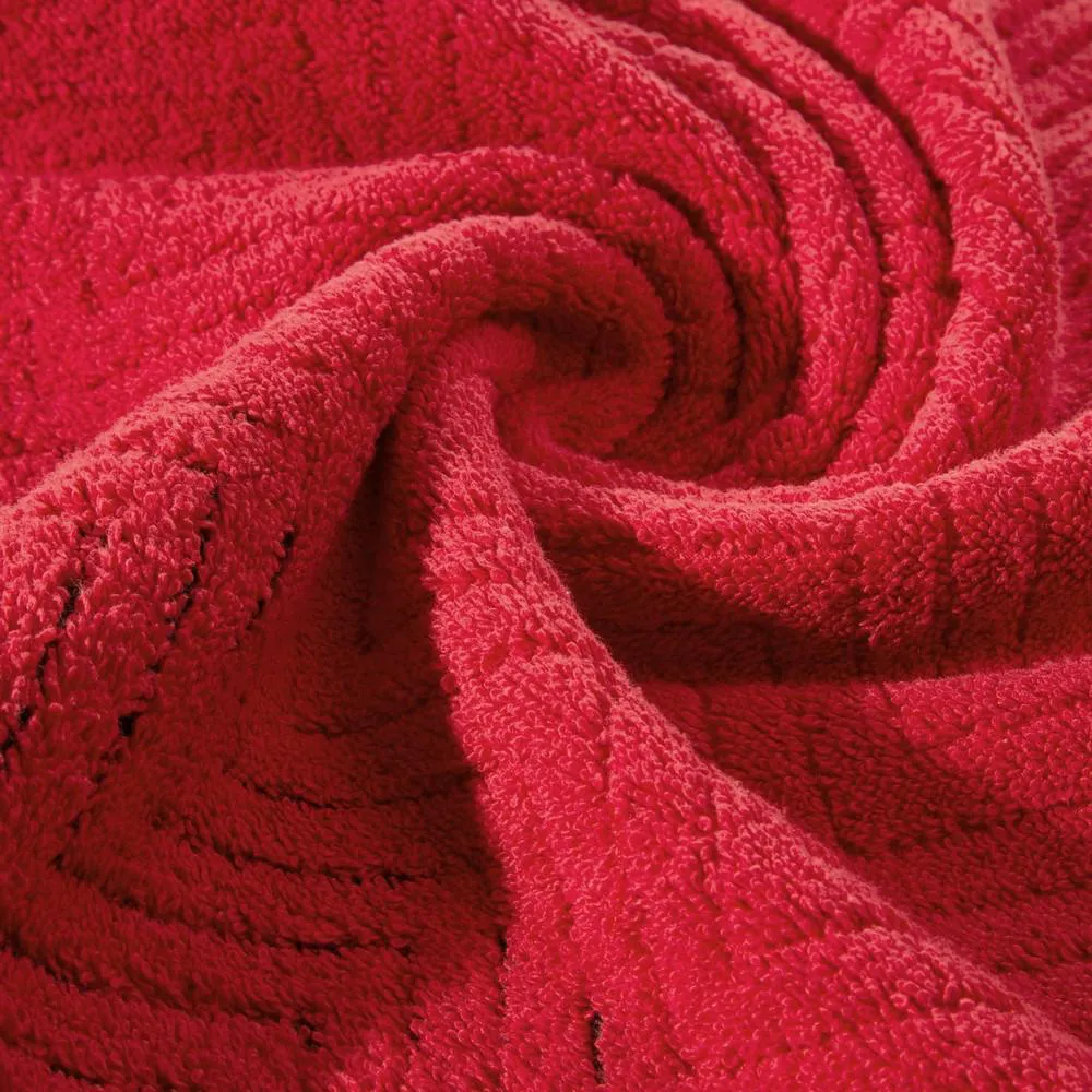 Ręcznik Indila 70x140 czerwony 550g/m2 frotte geometryczny wzór Eurofirany