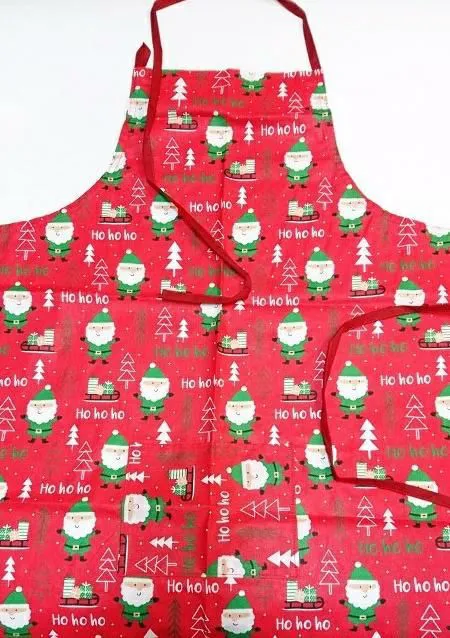 Fartuch kuchenny świąteczny 75x62 czerwony mikołaje zielone choinki prezenty ho ho ho bawełna