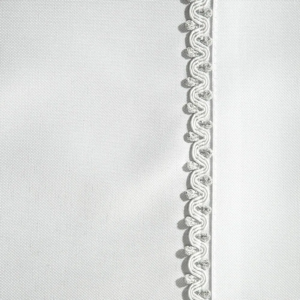Obrus 85x85 Elima biały lamówka ze srebrnymi elementami w pudełku Eurofirany