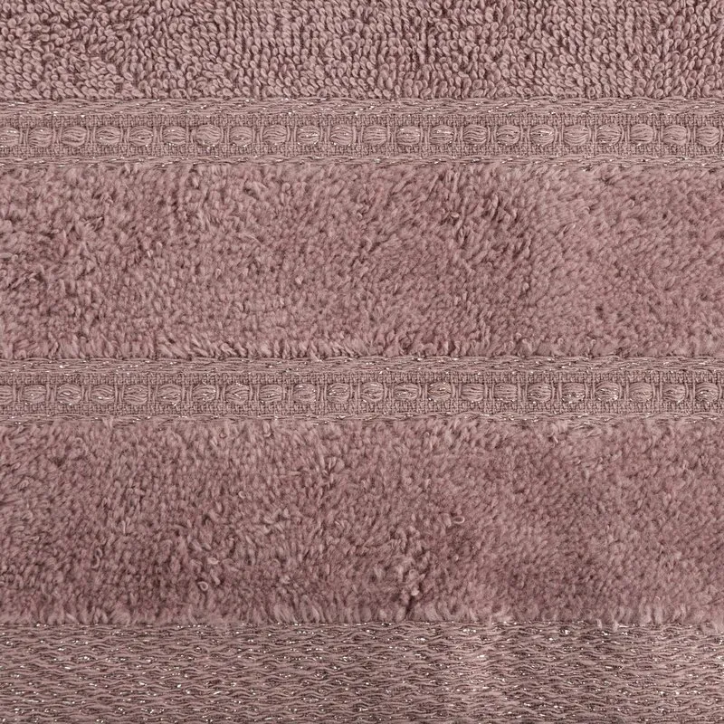 Ręcznik Glory 4 70x140 lilowy z welurową  bordiurą i błyszczącą nicią 500 g/m2 Eurofirany
