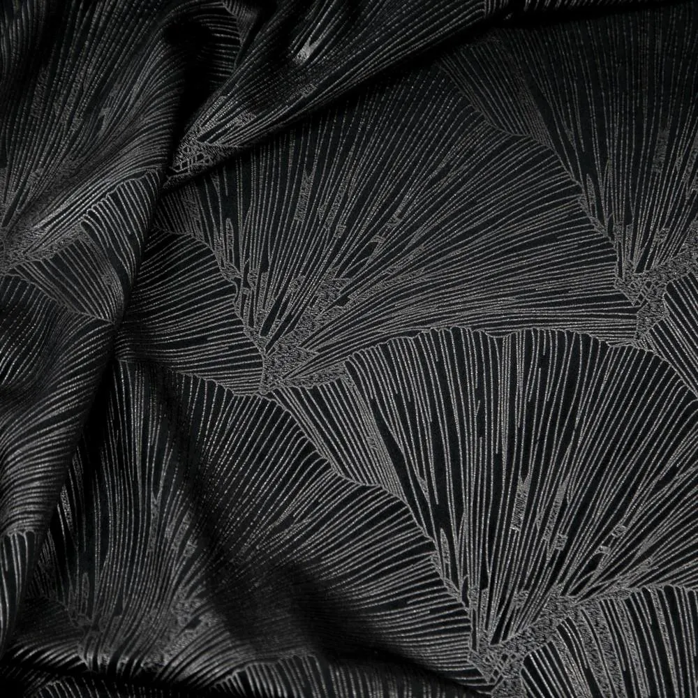 Zasłona 140x250 Goja czarna welwetowa liście miłorzębu na przelotkach Pierre Cardin z błyszczącym nadrukiem Eurofirany