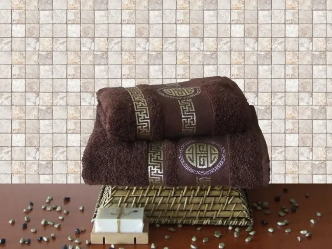 Komplet ręczników w pudełku 2 szt Antik T12015/F brązowy klucz grecki 50x90,70x140