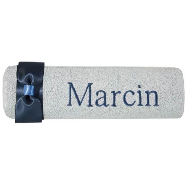 Ręcznik z haftem 50x90 Marcin niebieski granatowa  kokarda na prezent imieninowy