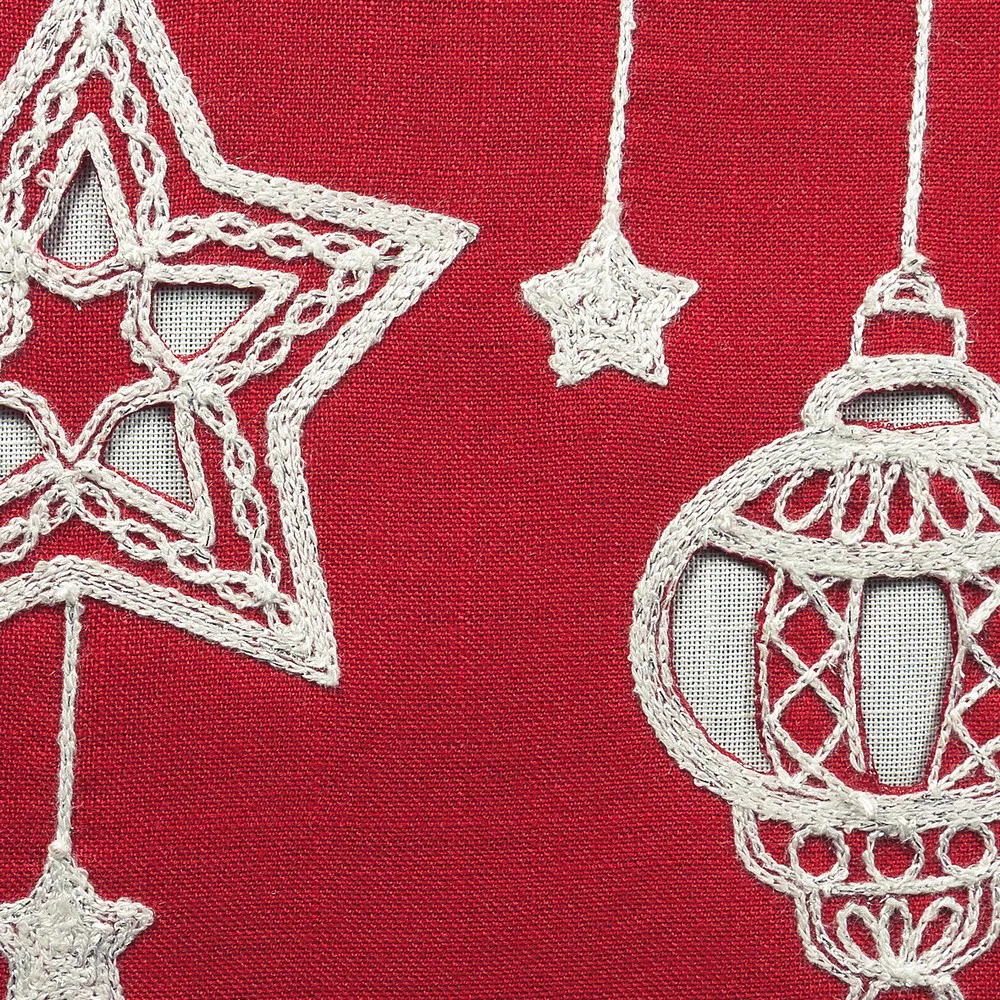 Obrus świąteczny 40x110 Alana dekoracje biały czerwony Eurofirany