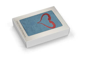 Ręcznik na Walentynki 70x140 turkusowy Serce haft czerwony w pudełku