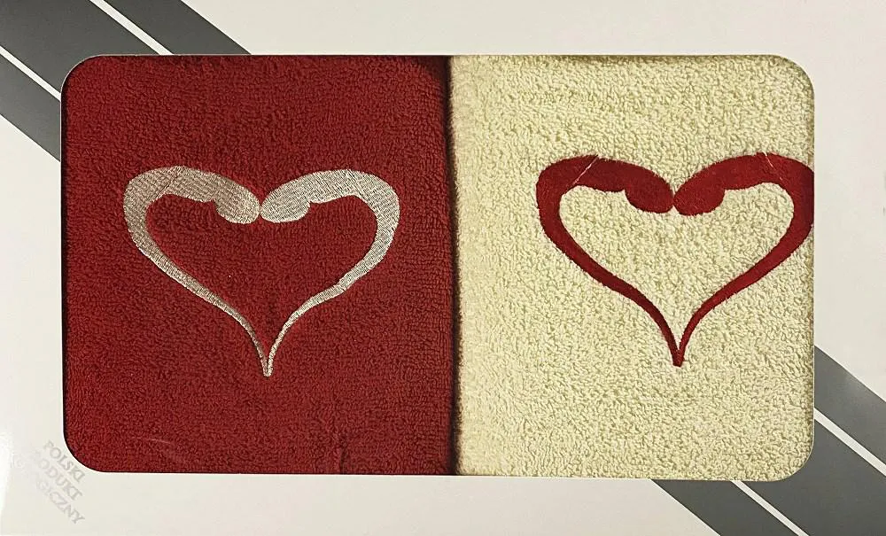 Komplet ręczników na Walentynki 70x140 Serce haft kremowy czerwony w pudełku 2 szt