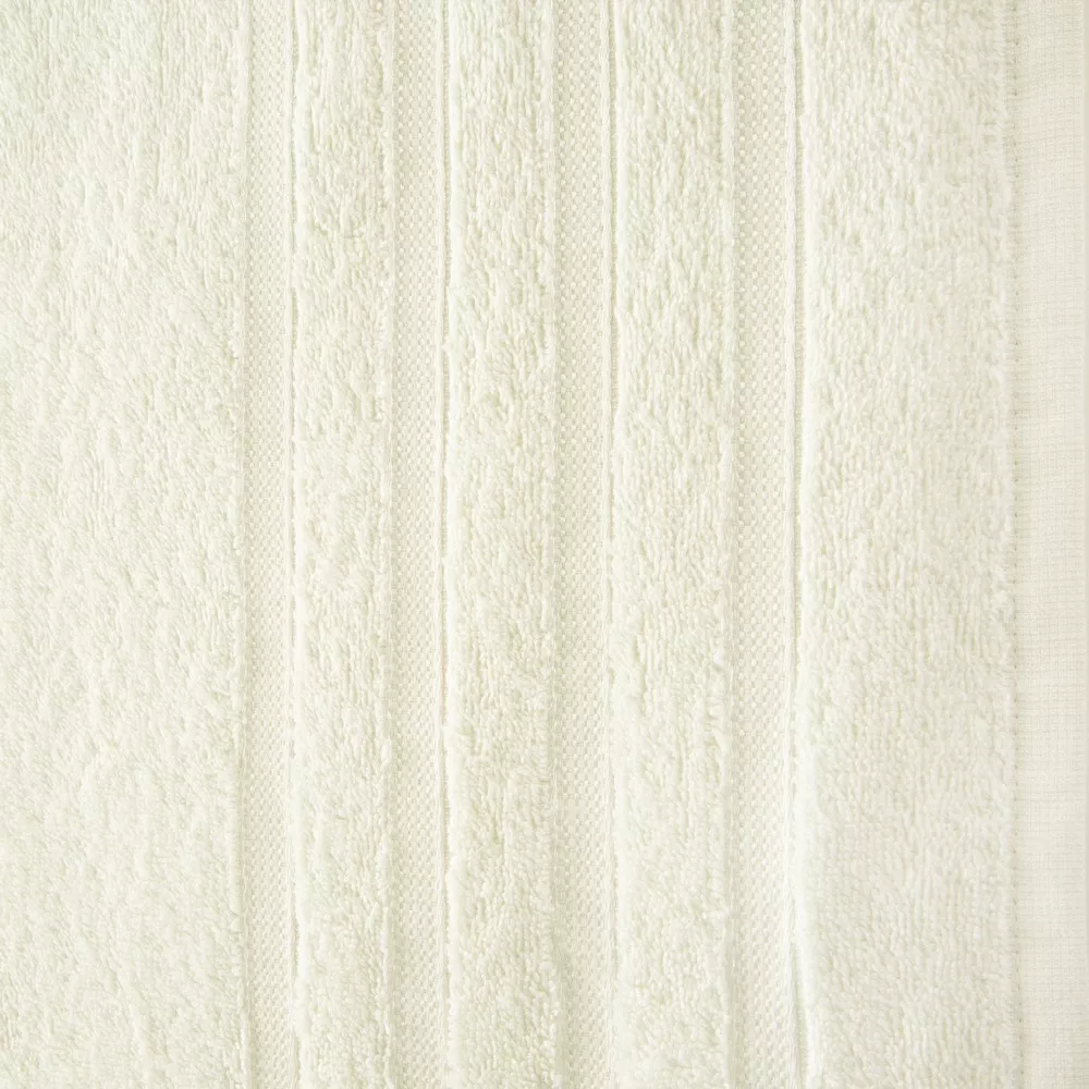 Ręcznik Jade 70x140 kremowy frotte 500g/m2 bawełniany bordiura w delikatne pasy Eurofirany