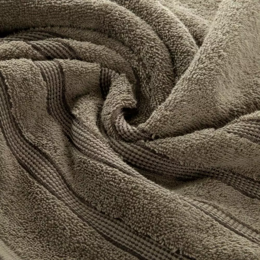 Ręcznik Jade 70x140 brązowy jasny frotte 500g/m2 bawełniany bordiura w delikatne pasy Eurofirany