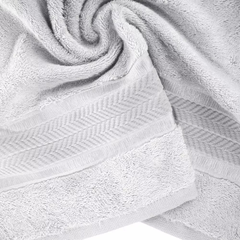 Ręcznik Miro 70x140 srebrny 550g/m2 Eurofirany